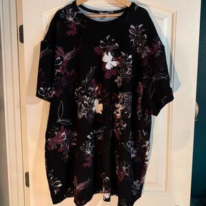 One Bone Bullet Tee • Black Floral Print • Size 5 (6XL)